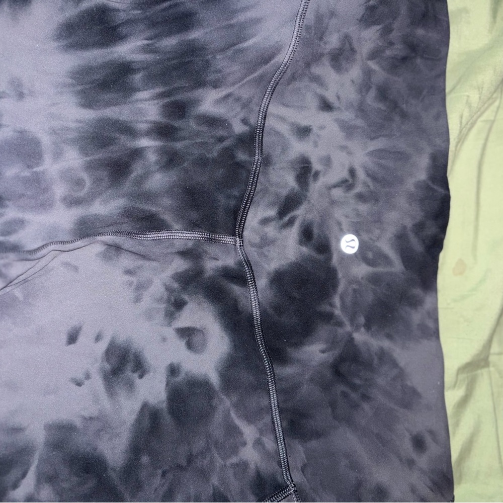 Stylish Gray Tie-Dye Leggings lululemon 16